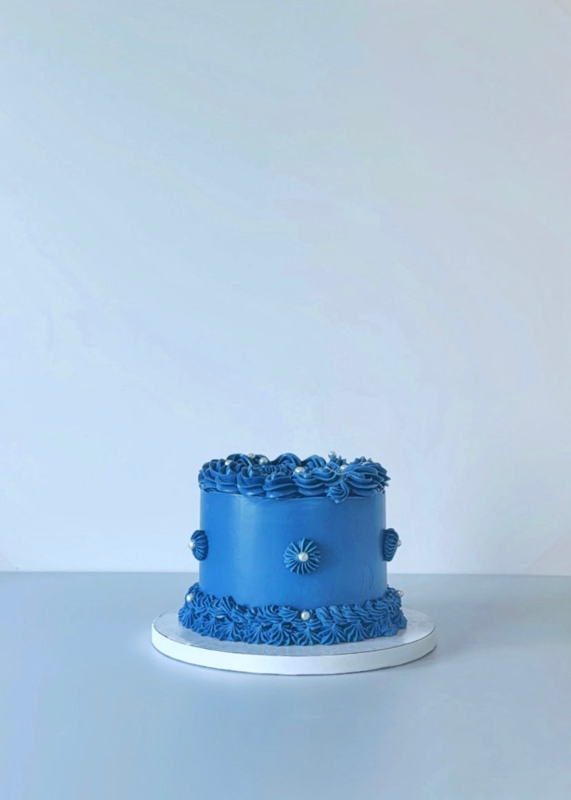 Royal Blue Vintage Pearl Cake